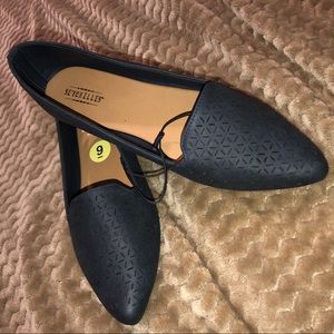Navy blue flats